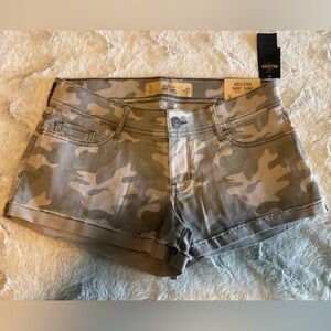 Hollister Low-Rise Camo Short-Shorts